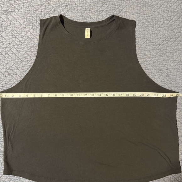 Athleta Cloudlight Muscle Tank 1X - Picture 9 of 9